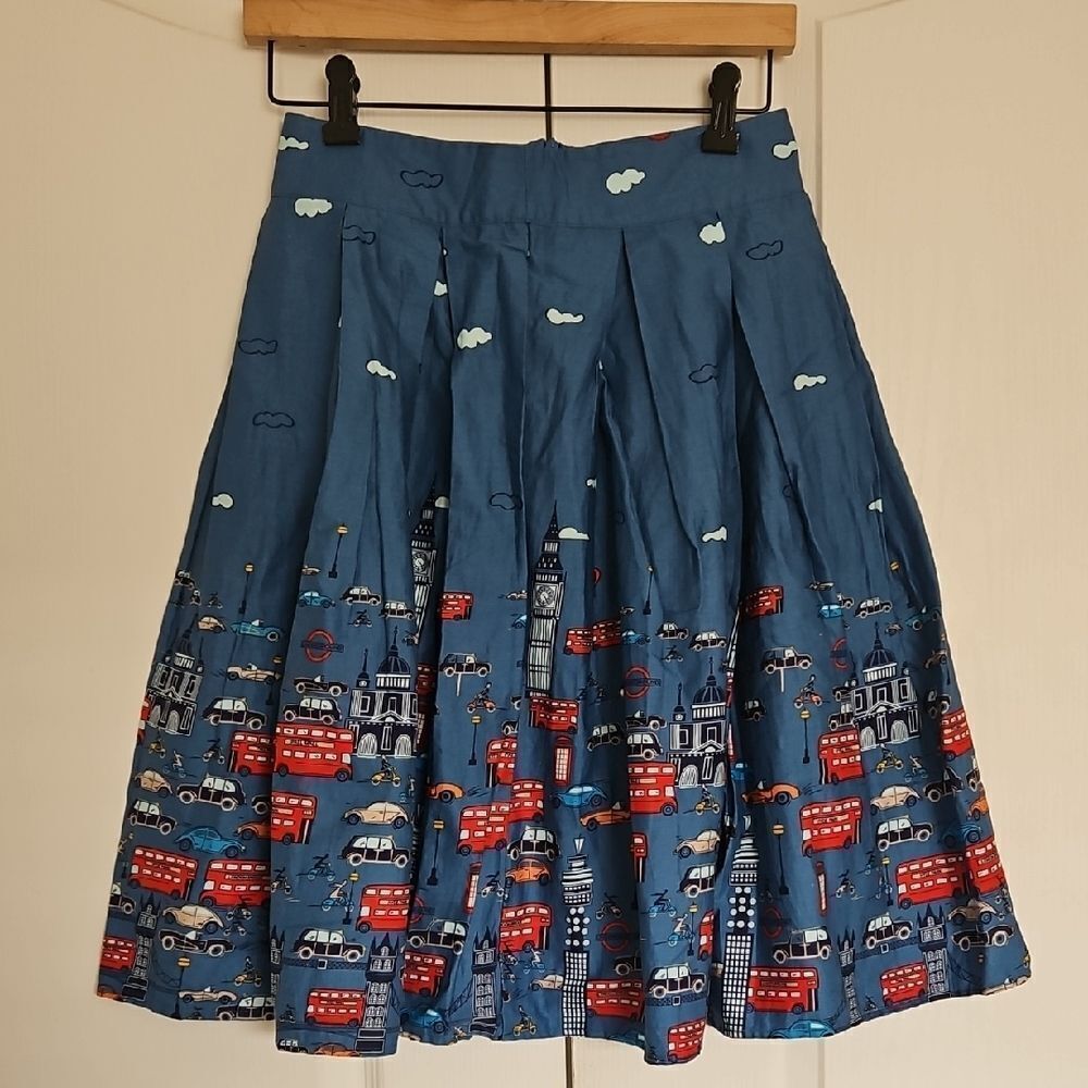 Novelty Blue Pleated Skater Skirt with British Cityscape Print